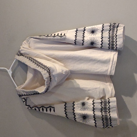 Anthropologie womens medium oversized slouchy cream embroidered hoodie top - Picture 4 of 5